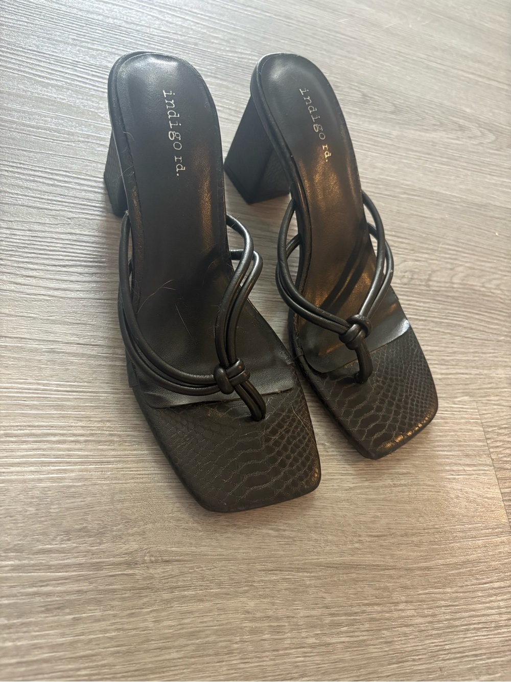 Indigo Black Knot-Strap Square Toe Block Heel Mules